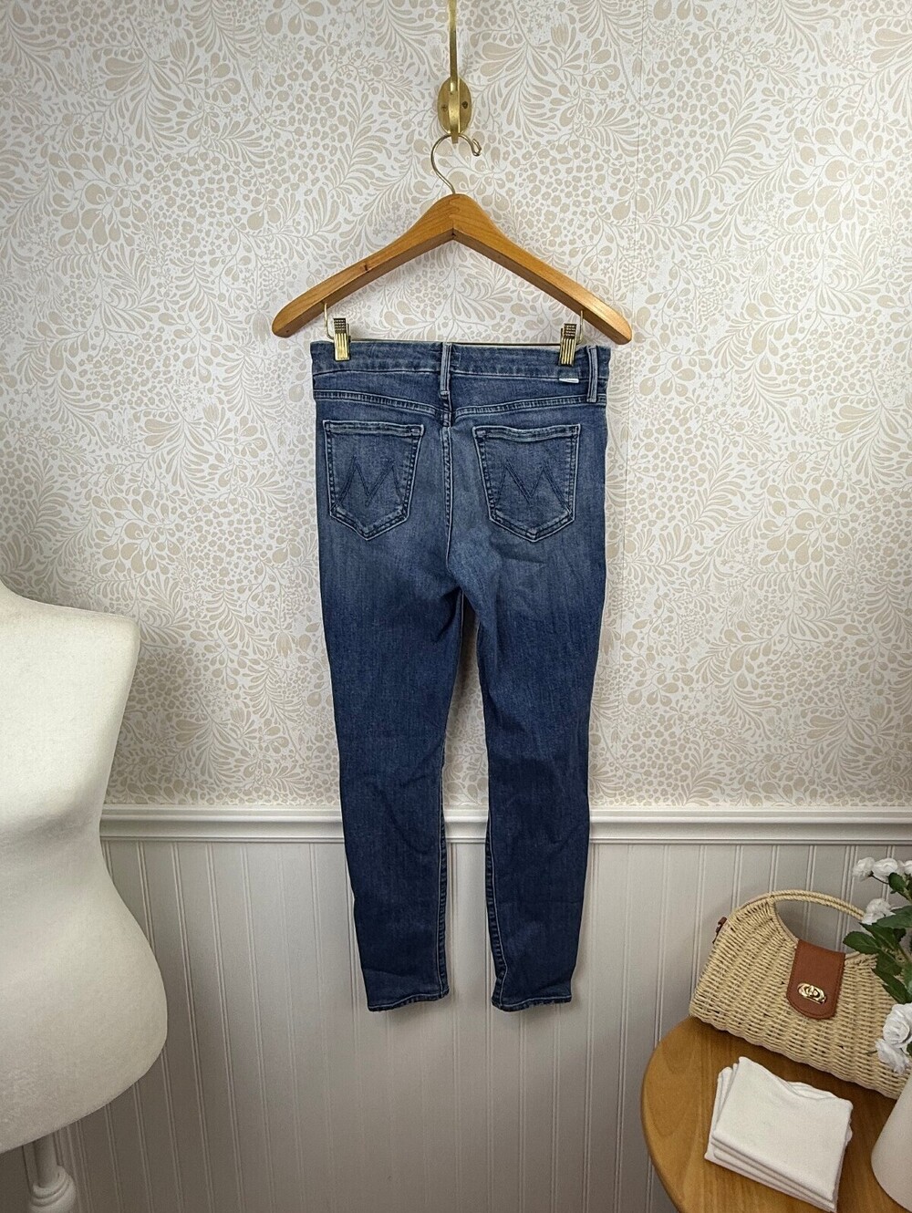 MOTHER Mid-Rise Medium Wash "Groovin" The Looker Skinny Jeans - Size - 26 - Picture 11 of 11
